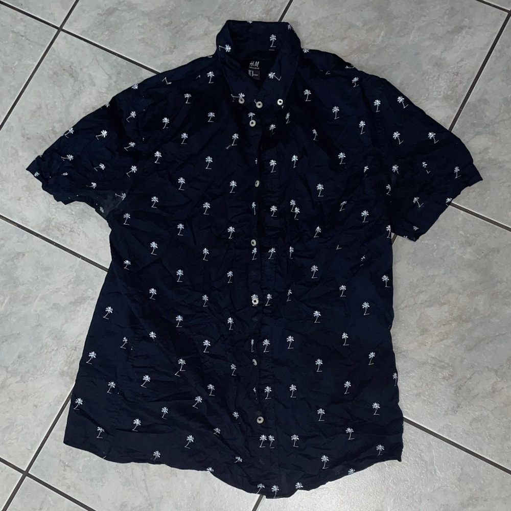Men’s H&M Navy Blue Palm Tree Print Men's Shirt